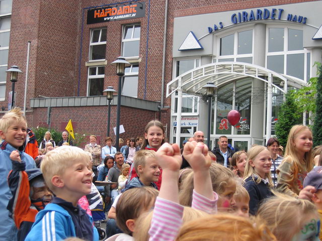 gal/2007/2007 Ruettenscheider Kinderfest/2007 Saitentwist Ruettenscheider Kinderfest 1.9. 222.jpg